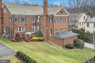1935 Foxview Circle NW, Washington, DC 20007 - Photo 38