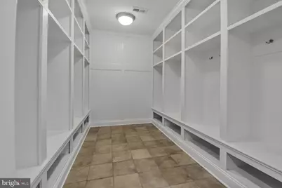 1935 Foxview Circle NW, Washington, DC 20007 - Photo 36