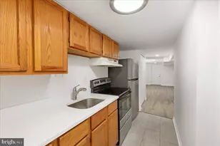 228 Rhode Island Ave NW, Washington, DC 20001 - Photo 30