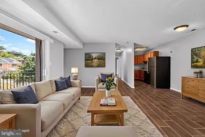 625 Chesapeake Street SE #301, Washington, DC 20032 - Photo 2