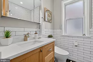 1365 E St SE, Washington, DC 20003 - Photo 18