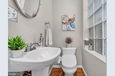 1365 E Street SE, Washington, DC 20003 - Photo 10