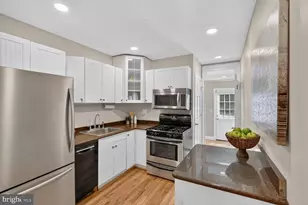 1365 E St SE, Washington, DC 20003 - Photo 8