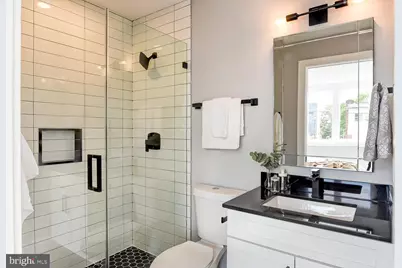 1915 H Street NE #2, Washington, DC 20002 - Photo 8