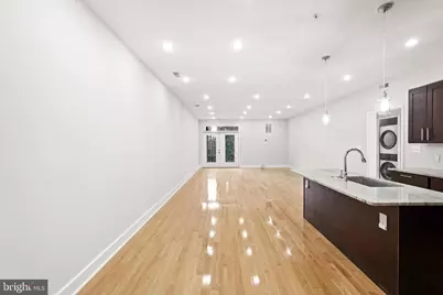 610 Newton Place NW #4, Washington, DC 20010 - Photo 4