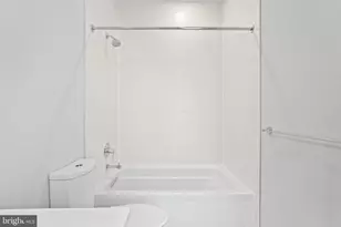 610 Newton Pl NW, Washington, DC 20010 - Photo 26