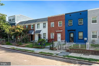 421 20th Street NE, Washington, DC 20002 - Photo 2