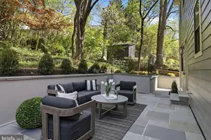 5047 MacArthur Blvd NW, Washington, DC 20016 - Photo 54
