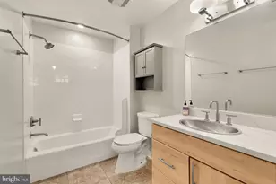 2412 17th St NW, Washington, DC 20009 - Photo 18