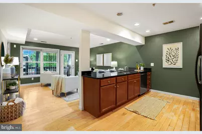 1519 Constitution Avenue NE #202, Washington, DC 20017 - Photo 2