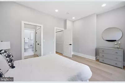 10 R Street NW, Washington, DC 20001 - Photo 16