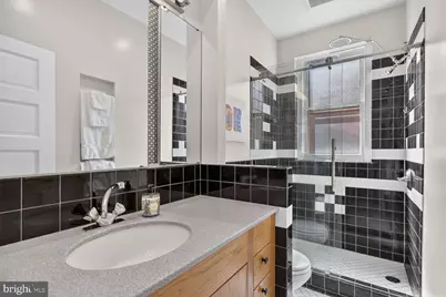 1832 Biltmore Street NW #42, Washington, DC 20009 - Photo 12