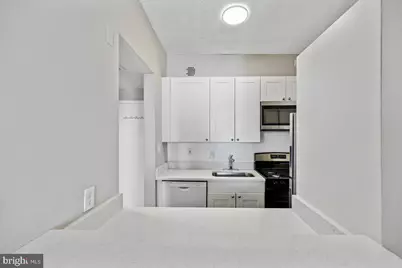 1851 NW Columbia Road NW #401, Washington, DC 20009 - Photo 10