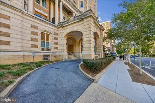 1851 NW Columbia Road NW, Washington, DC 20009 - Photo 2