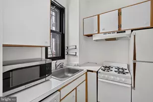 1010 25th St NW, Washington, DC 20037 - Photo 6