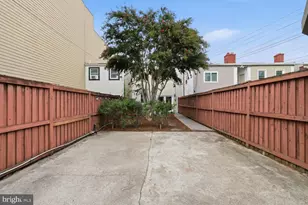 1623 Constitution Ave NE, Washington, DC 20002 - Photo 28
