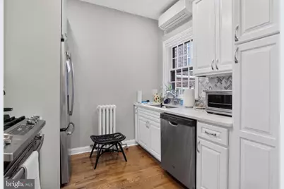 213 5th Street SE, Washington, DC 20003 - Photo 4