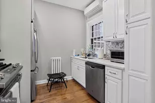 213 5th St SE, Washington, DC 20003 - Photo 4