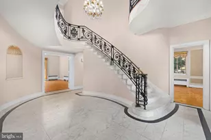 2884 Woodland Dr NW, Washington, DC 20008 - Photo 4
