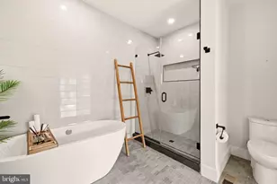 320 Webster St NW, Washington, DC 20011 - Photo 8
