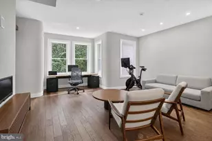 215 5th St SE, Washington, DC 20003 - Photo 24