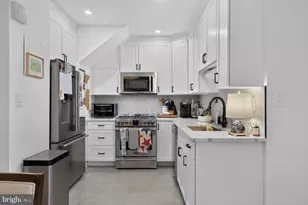 215 5th St SE, Washington, DC 20003 - Photo 18