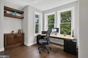 215 5th St SE, Washington, DC 20003 - Photo 26