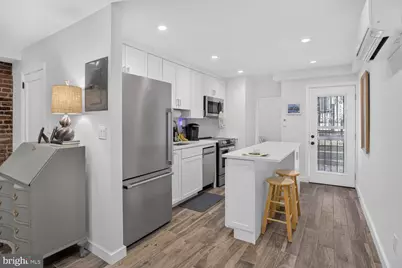 215 5th Street SE, Washington, DC 20003 - Photo 6