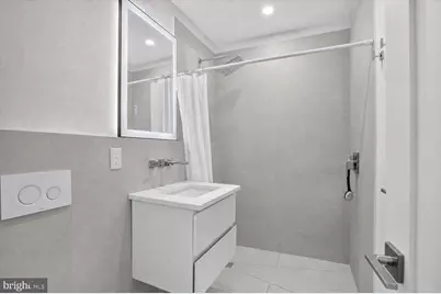 215 5th Street SE, Washington, DC 20003 - Photo 30