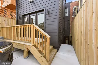 25 T Street NW, Washington, DC 20001 - Photo 10