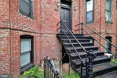 820 North Carolina Avenue SE, Washington, DC 20003 - Photo 2
