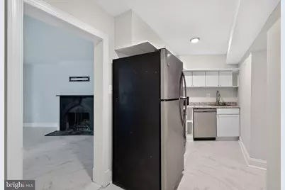 820 North Carolina Avenue SE, Washington, DC 20003 - Photo 8