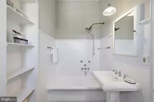 1901 Wyoming Ave NW, Washington, DC 20009 - Photo 14