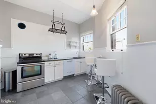 1901 Wyoming Ave NW, Washington, DC 20009 - Photo 18
