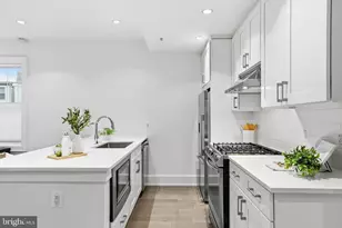 16 17th St NE, Washington, DC 20002 - Photo 4