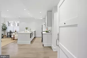 16 17th St NE, Washington, DC 20002 - Photo 2