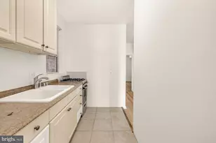 1102 K St SE, Washington, DC 20003 - Photo 8
