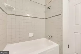 1102 K St SE, Washington, DC 20003 - Photo 16