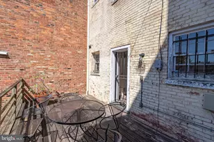 639 G St SE, Washington, DC 20003 - Photo 4
