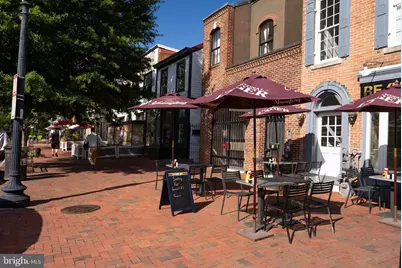639 G Street SE, Washington, DC 20003 - Photo 30