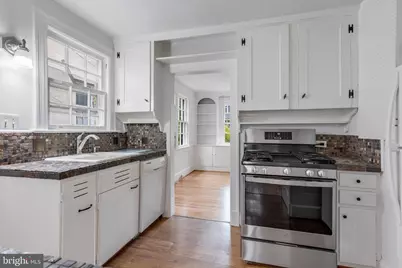 4215 Chesapeake Street NW, Washington, DC 20016 - Photo 10