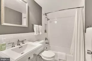 2475 Virginia Ave NW, Washington, DC 20037 - Photo 12