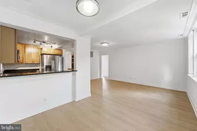 14 S Street NE #302, Washington, DC 20002 - Photo 4