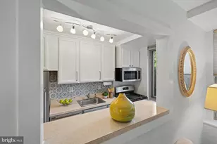 4200 Cathedral Ave NW, Washington, DC 20016 - Photo 8