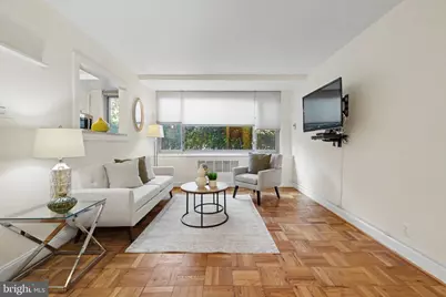 4200 Cathedral Avenue NW #403, Washington, DC 20016 - Photo 2