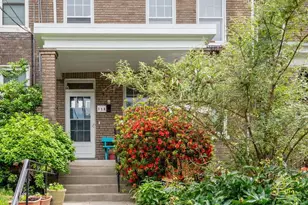 318 Varnum St NW, Washington, DC 20011 - Photo 2