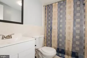1239 Vermont NW, Washington, DC 20005 - Photo 18