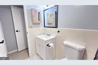 1239 Vermont NW #204, Washington, DC 20005 - Photo 16