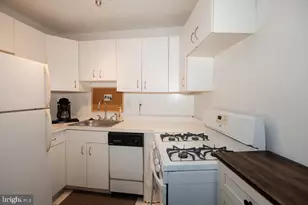 1239 Vermont NW, Washington, DC 20005 - Photo 12