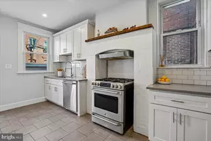 1328 G St SE, Washington, DC 20003 - Photo 10